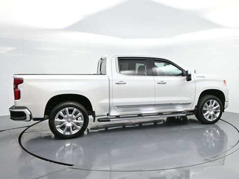 Used 2023 Chevrolet Silverado 1500 High Country w/ High Country Premium Package image 8