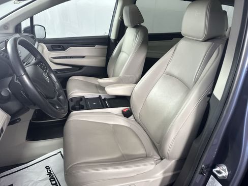 Used 2025 Honda Odyssey EX-L image 13