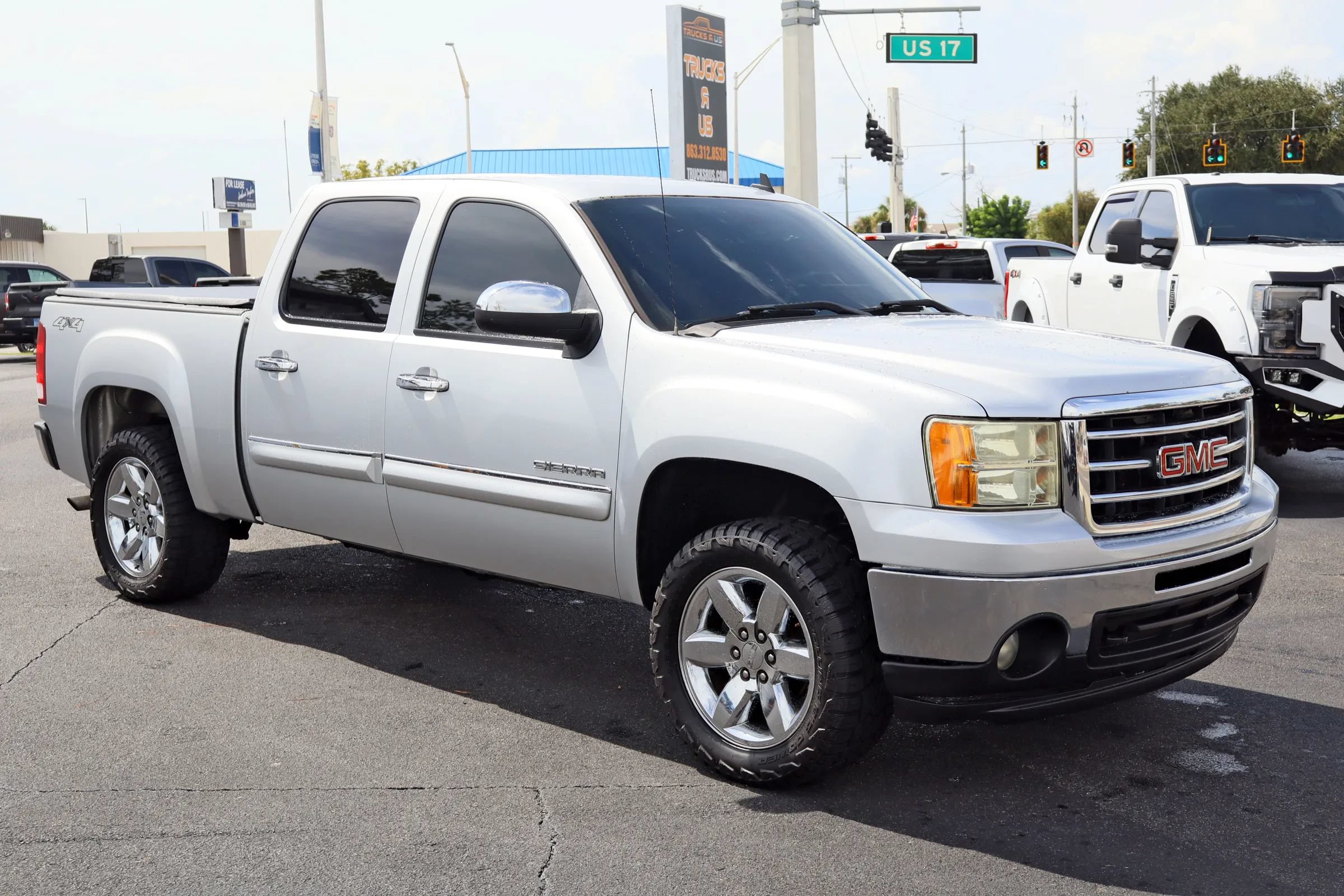 Used 2013 GMC Sierra 1500 SLE AWD/4WD image 1