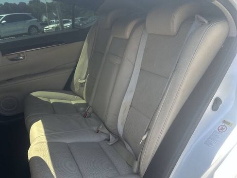 Used 2013 Lexus ES 350 w/ Luxury Pkg FWD image 30