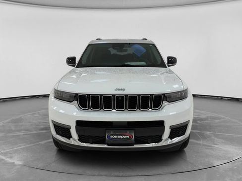 Used 2022 Jeep Grand Cherokee L Limited w/ Luxury Tech Group II AWD/4WD image 8