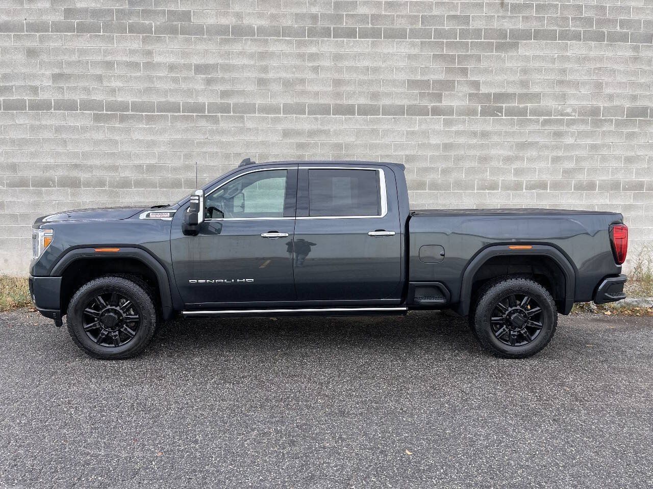 Used 2021 GMC Sierra 2500 Denali w/ Denali Ultimate Package AWD/4WD image 13