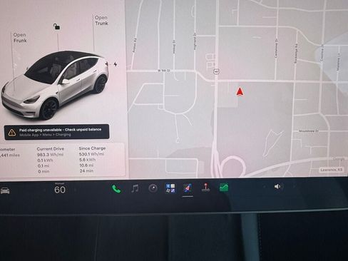 Used 2021 Tesla Model Y Long Range AWD/4WD image 28