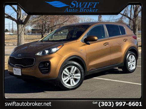 Used 2017 Kia Sportage LX image 1