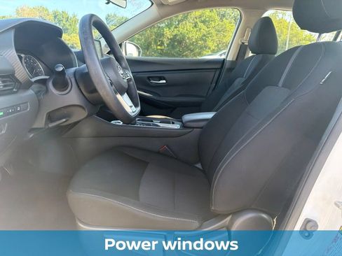 Used 2025 Nissan Sentra SV FWD image 10