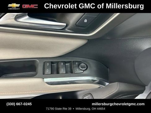 Used 2025 Chevrolet Traverse LT FWD image 18