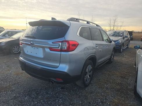 Used 2025 Subaru Ascent Premium AWD/4WD image 4