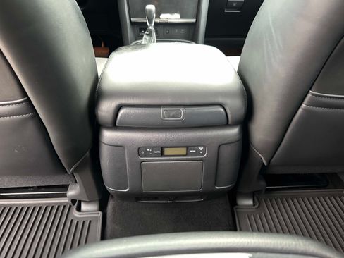 Used 2023 Nissan Armada SL w/ Midnight Edition Package RWD image 18