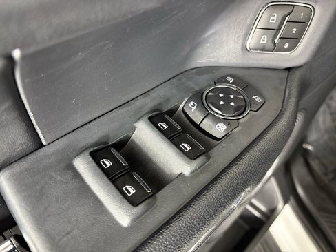 Used 2024 Ford Expedition Max XLT image 15