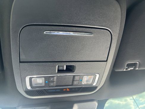 Certified 2022 Ford F150 Platinum w/ Equipment Group 701A High image 21