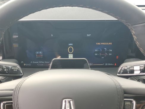 New 2026 Lincoln Aviator Reserve image 18