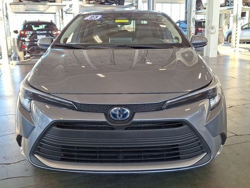 Used 2023 Toyota Corolla XLE image 5