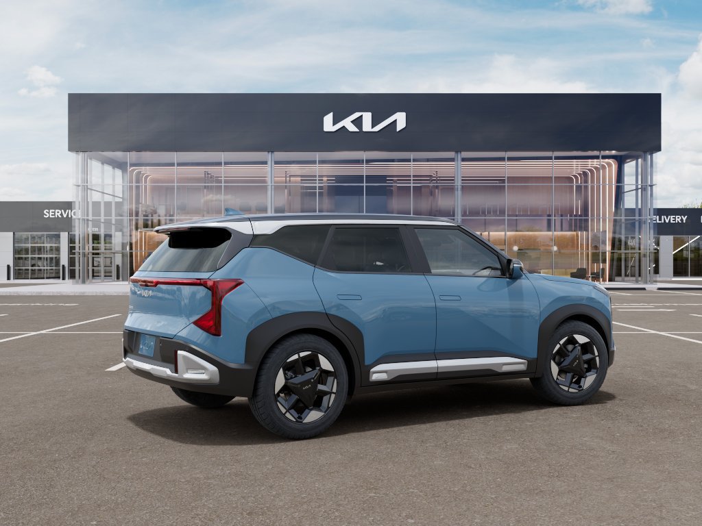 New 2027 Kia Seltos S FWD image 7