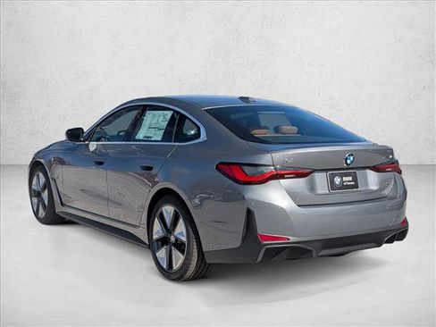 Used 2026 BMW i4 xDrive40i w/ Premium Package AWD/4WD image 9