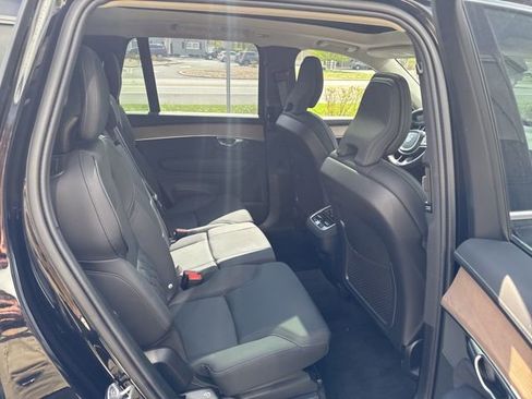 Certified 2025 Volvo XC90 B6 Plus AWD/4WD image 12