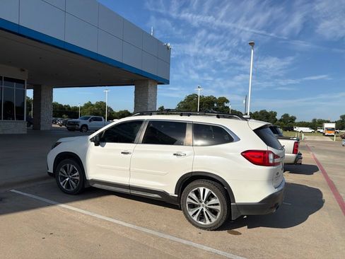 Used 2022 Subaru Ascent Touring w/ Popular Package #2A AWD/4WD image 3