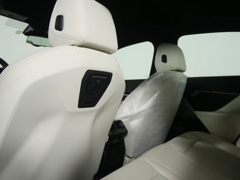 New 2026 BMW i5 eDrive40 w/ M Sport Package image 17