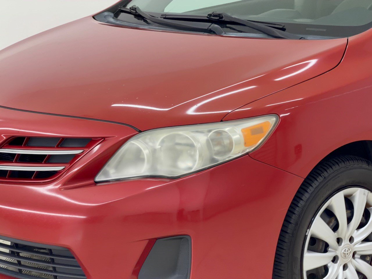 Used 2013 Toyota Corolla LE FWD image 12