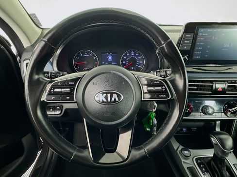 Used 2021 Kia Seltos S image 11