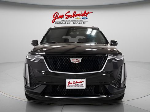 Used 2024 Cadillac XT6 Sport w/ LPO, Floor Liner Package AWD/4WD image 2