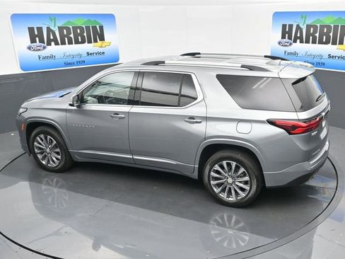 Used 2023 Chevrolet Traverse Premier image 28