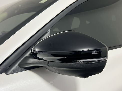 Used 2024 Ford Mustang Mach-E Premium image 12