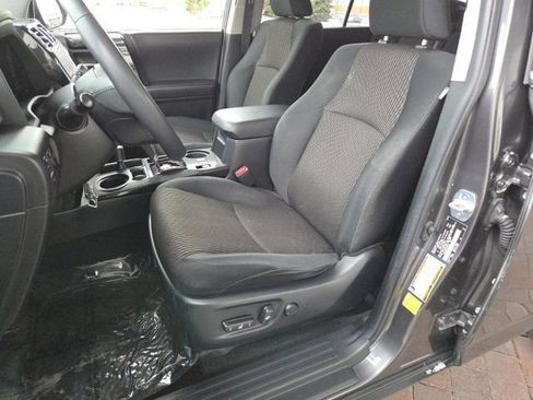 Used 2020 Toyota 4Runner TRD Off-Road image 8