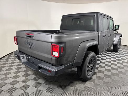 New 2025 Jeep Gladiator Sport image 17
