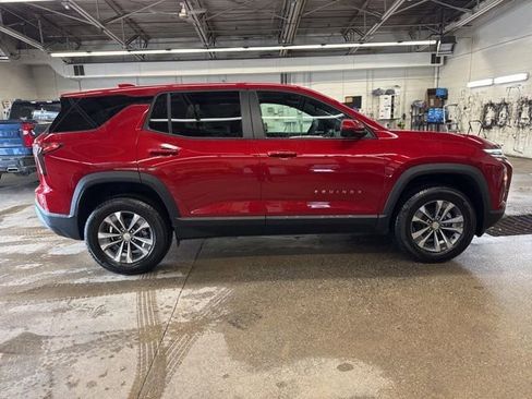 New 2026 Chevrolet Equinox LT w/ Safety and Technology Package AWD/4WD image 7