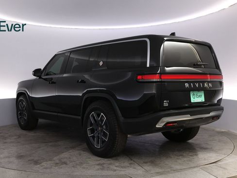 Used 2024 Rivian R1S Adventure AWD/4WD image 17