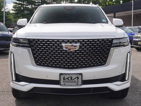 Used 2023 Cadillac Escalade Premium Luxury w/ LPO, Floor Liner Package AWD/4WD image 17