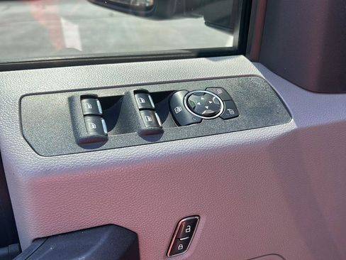 Used 2017 Ford F250 XL w/ Power Equipment Group AWD/4WD image 13