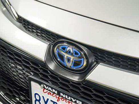 Certified 2022 Toyota Corolla LE FWD image 9