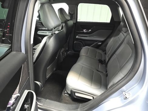 Used 2022 Lincoln Corsair AWD w/ Premium Package image 35