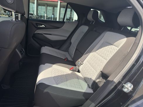 Used 2024 Chevrolet Equinox LS AWD/4WD image 11