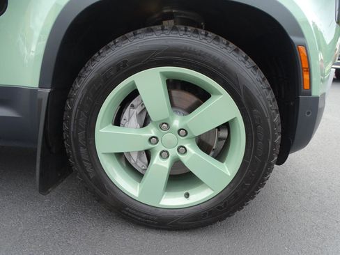 Used 2023 Land Rover Defender 110 75th Limited Edition image 9