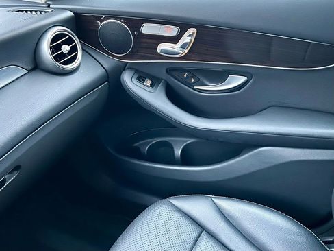 Certified 2022 Mercedes-Benz GLC 300 4MATIC image 13