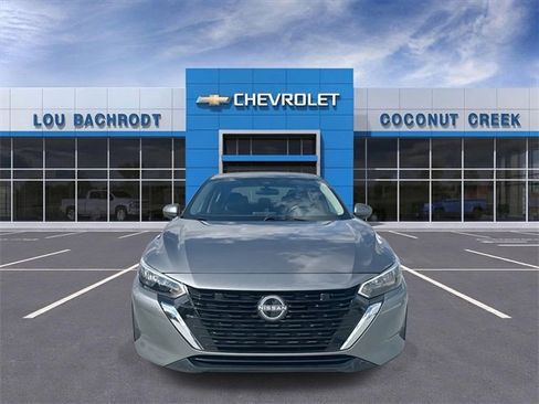 Used 2024 Nissan Sentra S image 3