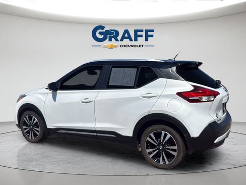 Used 2020 Nissan Kicks SR FWD image 14