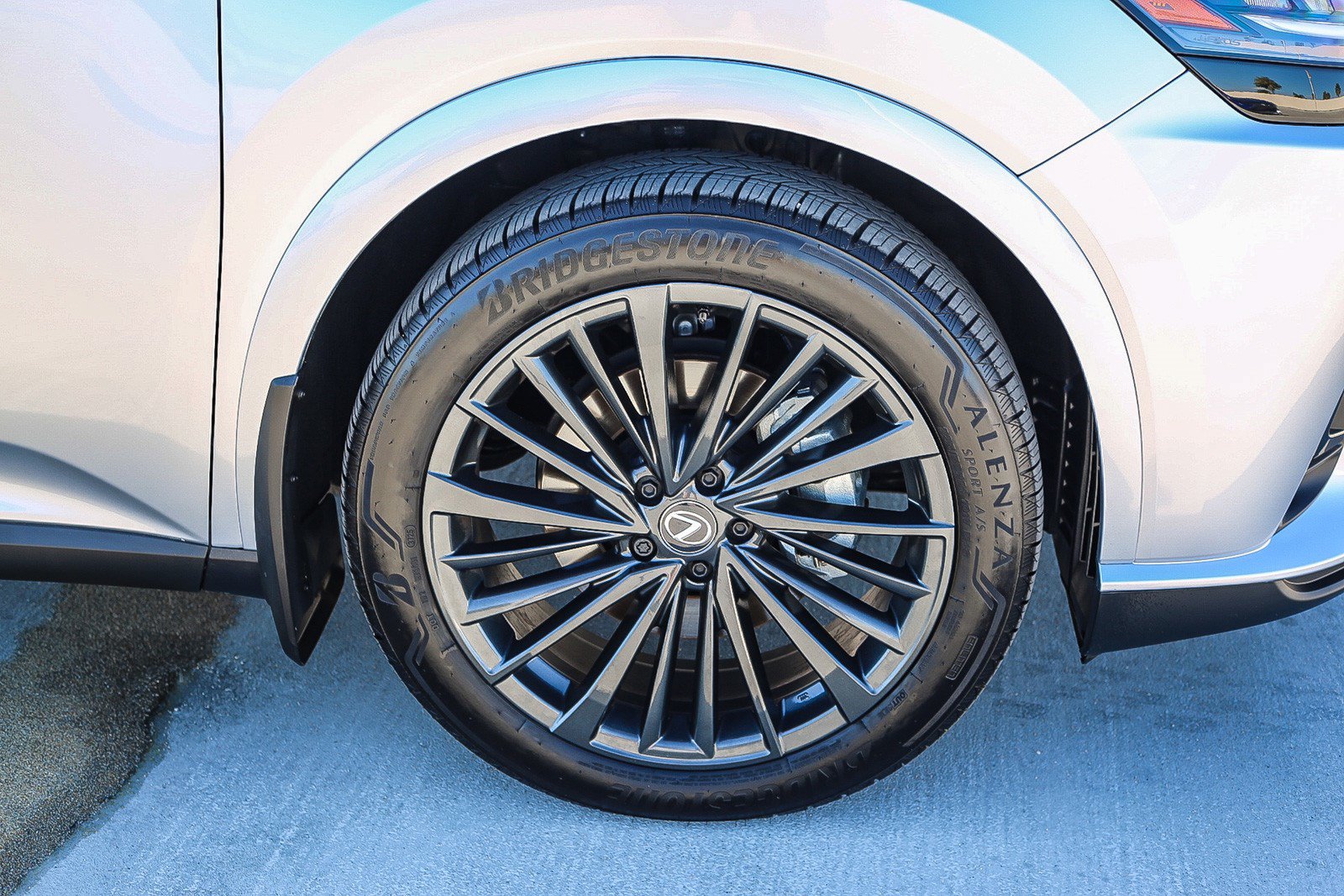 Certified 2026 Lexus RX 350h w/ Convenience Package AWD/4WD image 10