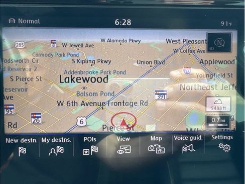 Used 2019 Volkswagen Golf R 4-Door AWD/4WD image 27