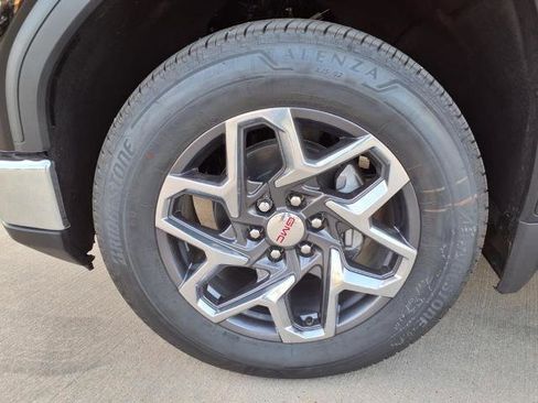 New 2026 GMC Sierra 1500 SLT image 21