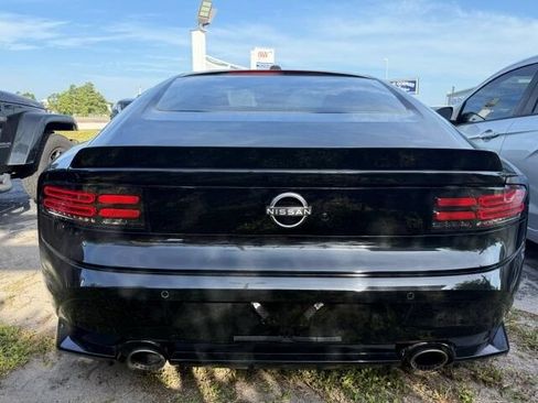 Used 2025 Nissan Z Performance w/ Floor Mat Package RWD image 4