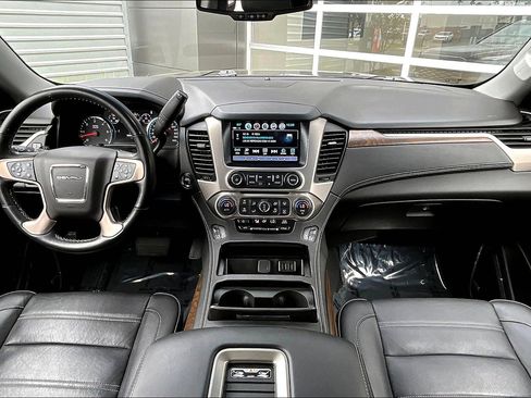 Used 2019 GMC Yukon Denali w/ Open Road Package image 15