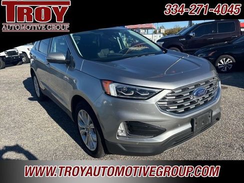 Used 2022 Ford Edge Titanium w/ Equipment Group 301A image 8