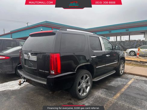 Used 2008 Cadillac Escalade AWD image 4
