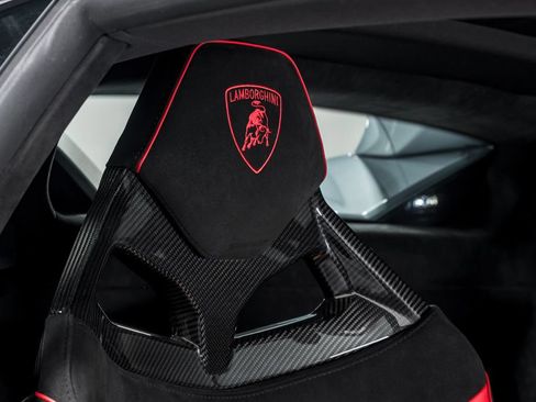 Used 2023 Lamborghini Huracan Tecnica RWD image 36