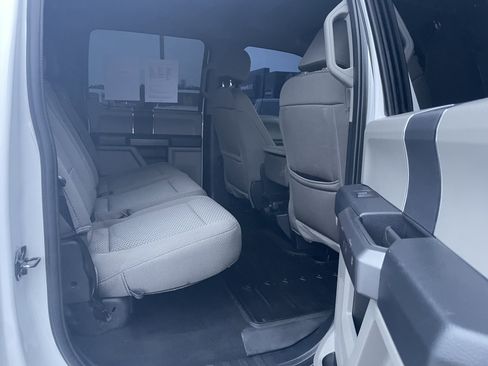 Used 2022 Ford F250 XLT w/ FX4 Off-Road Package image 26