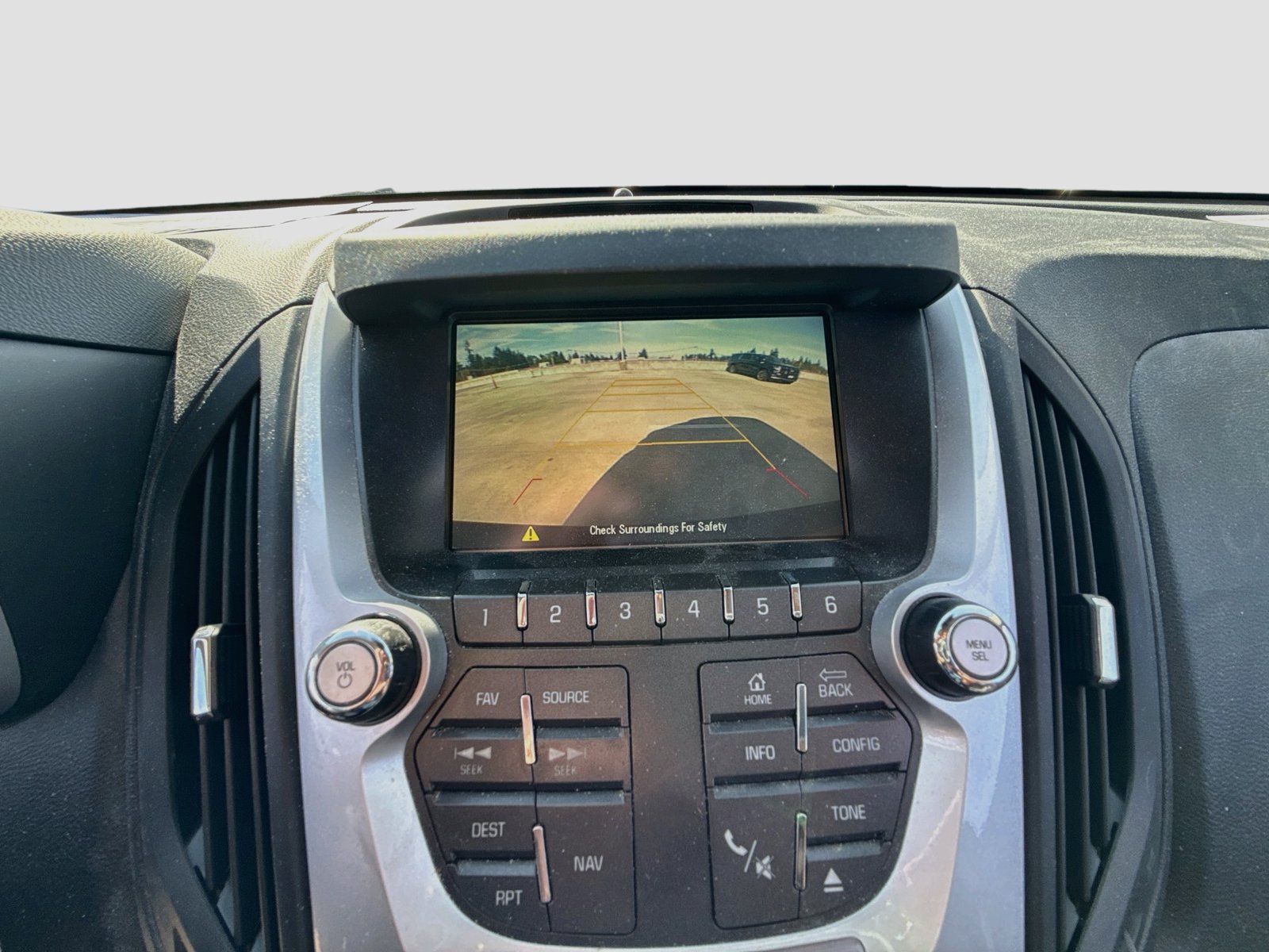 Used 2015 Chevrolet Equinox LTZ AWD/4WD image 13
