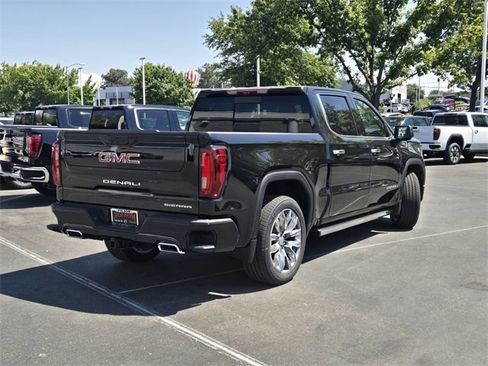 New 2026 GMC Sierra 1500 Denali image 4